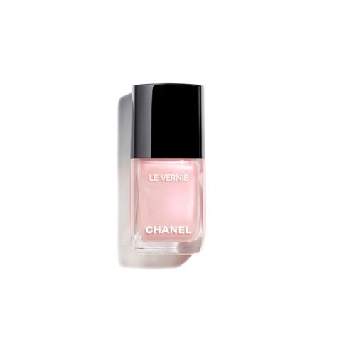 nails chanel 2018|Chanel songe d'été nail color.